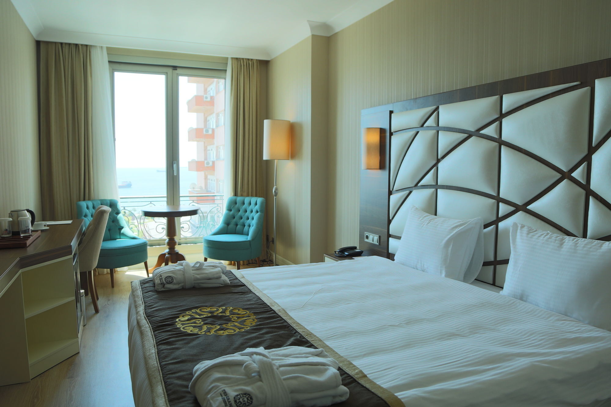 The Grand Mira Business Hotel Стамбул Экстерьер фото