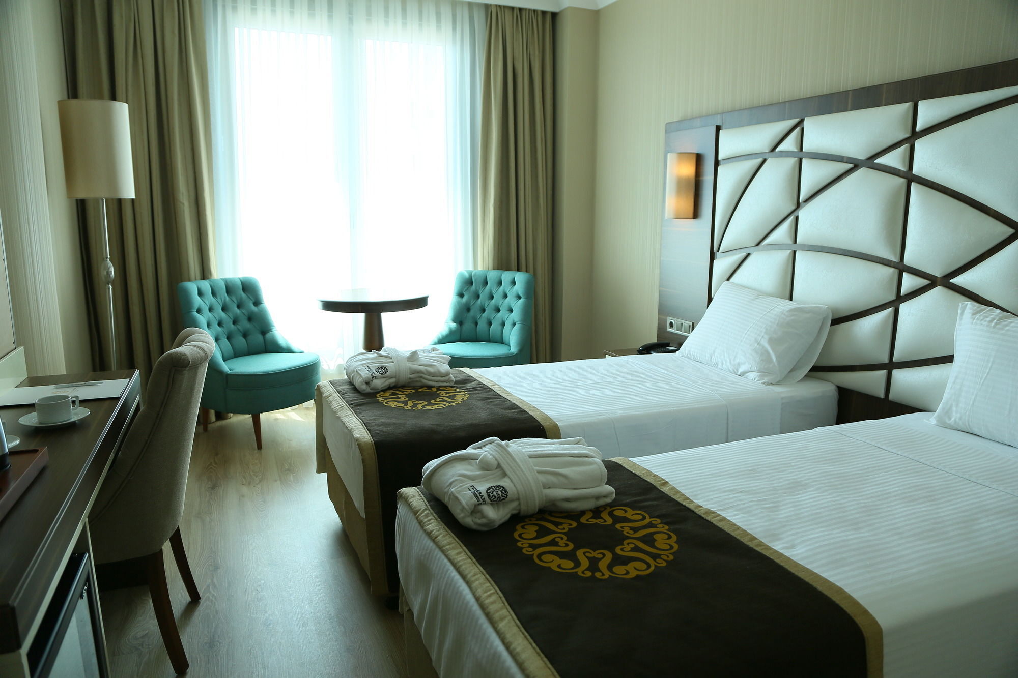 The Grand Mira Business Hotel Стамбул Экстерьер фото