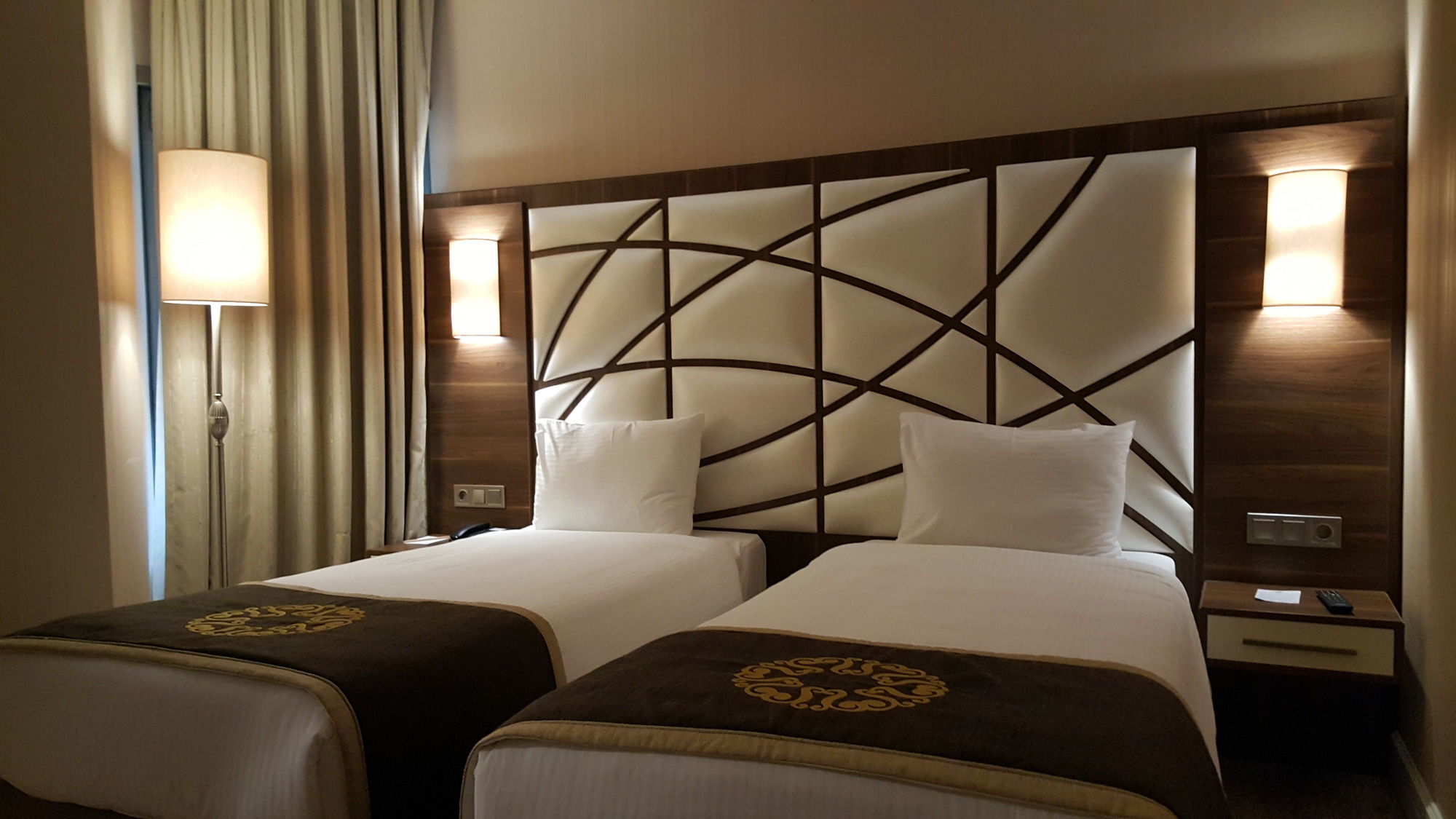 The Grand Mira Business Hotel Стамбул Экстерьер фото